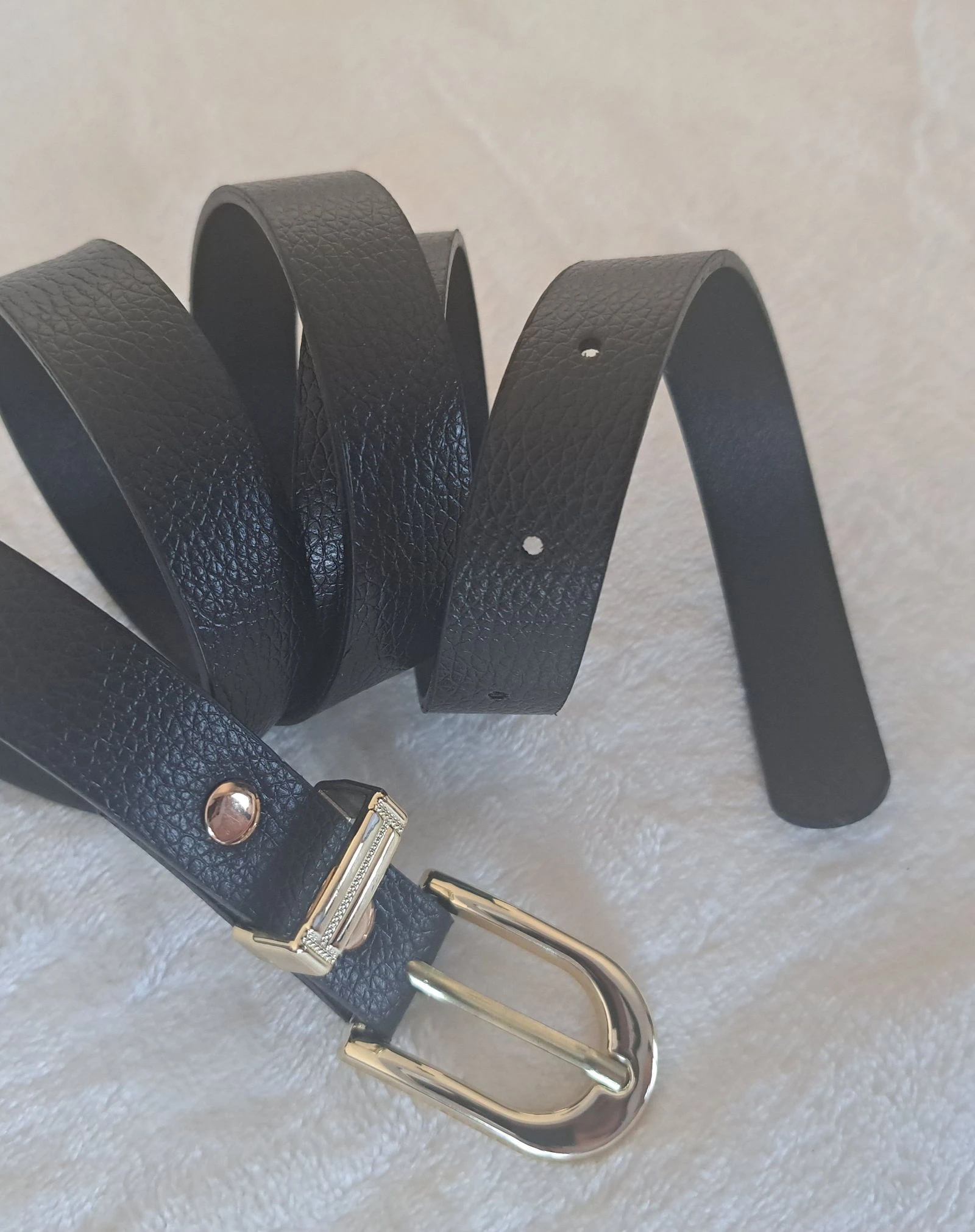 Essential Black Belt Pack • Faux Leather • Timeless Style – photo 4